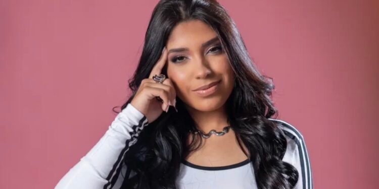 Beatriz Andrade conquista espaço na nova geração da música nordestina e emplaca sucesso com “Meu Neném”